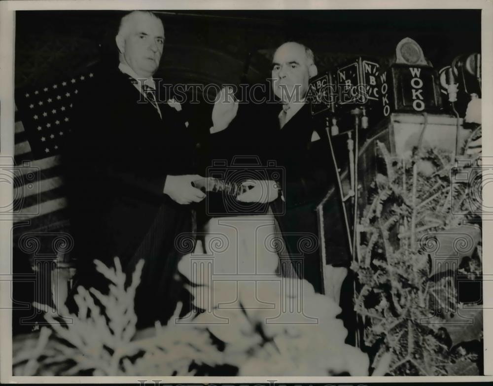 1937 Press Photo Gov.Herbet Lehman oath as Govenor of New York for a third time - Historic Images