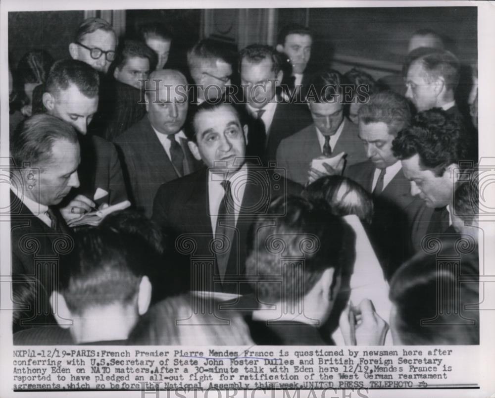 1954 Press Photo French Premier Pierre Mendes-France in Paris at NATO meeting - Historic Images