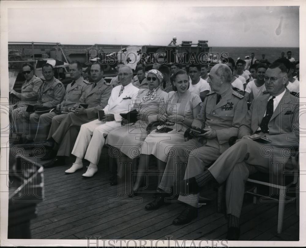 1947 Press Photo USS Missouri, Maj Gen Harry Vaughn, Brig Gen Wallace Graham - Historic Images