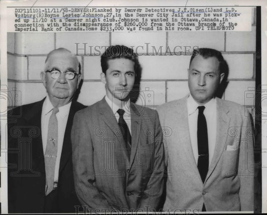 1958 Press Photo Boyne Lester Johnson,flanked by Ottawa, Canada Detectives - Historic Images