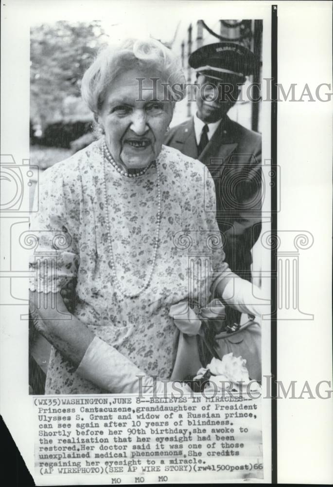 1966 Wire Photo Princess Cantacuzene can see again after 10 years of blindness - Historic Images