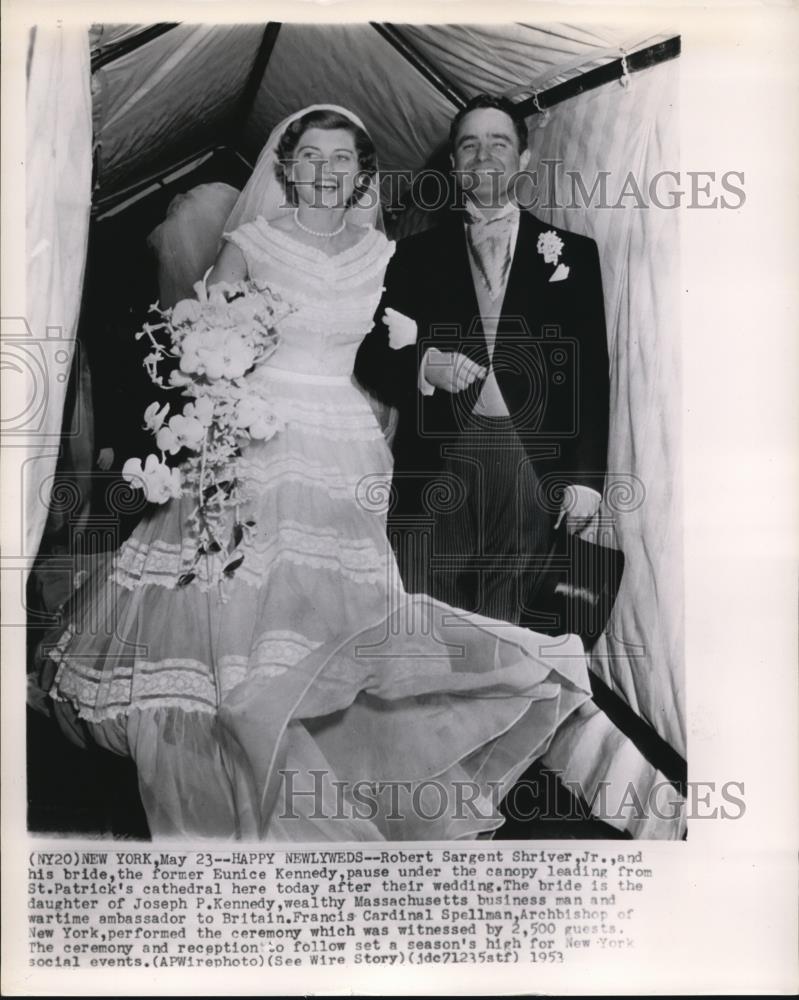 1953 Wire Photo Robert Sargent Shriver, Jr. and his bride, the former Eunice - Historic Images