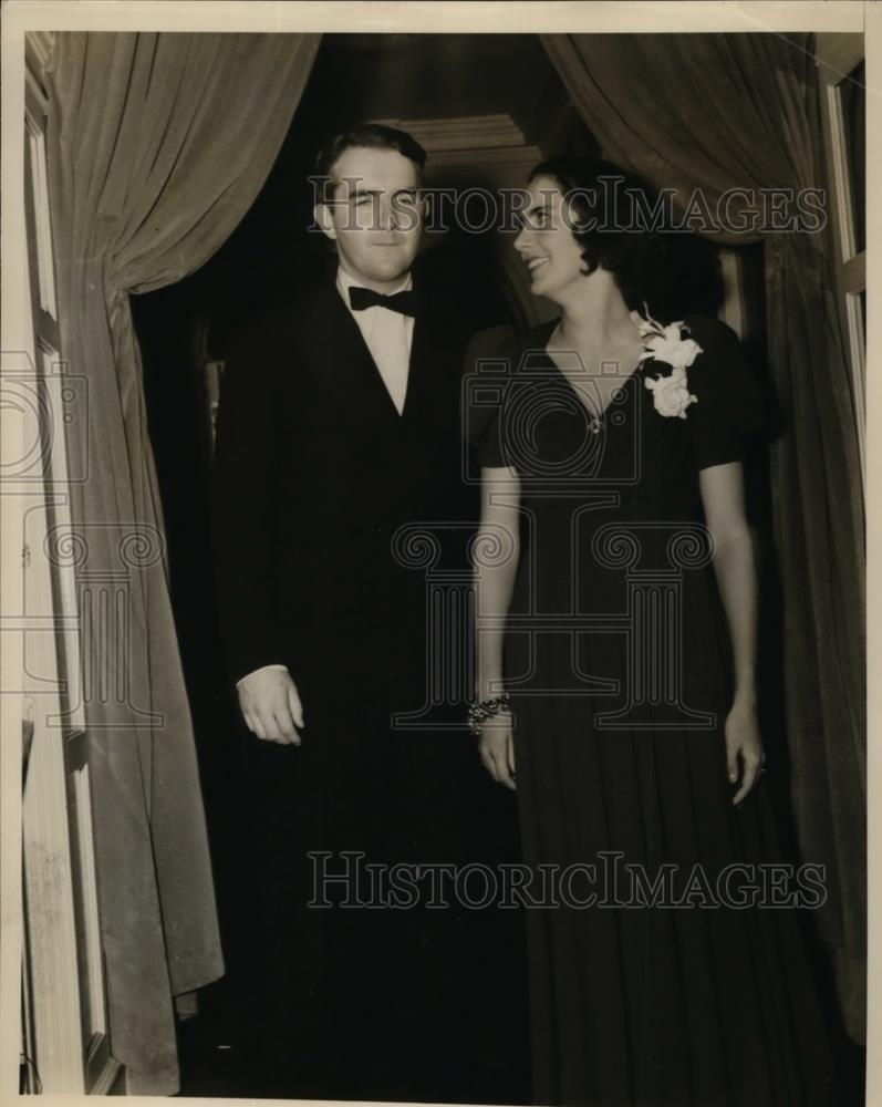 1938 Press Photo Mr & Mrs Thomas Leboutellier at a gala function - nee87653 - Historic Images