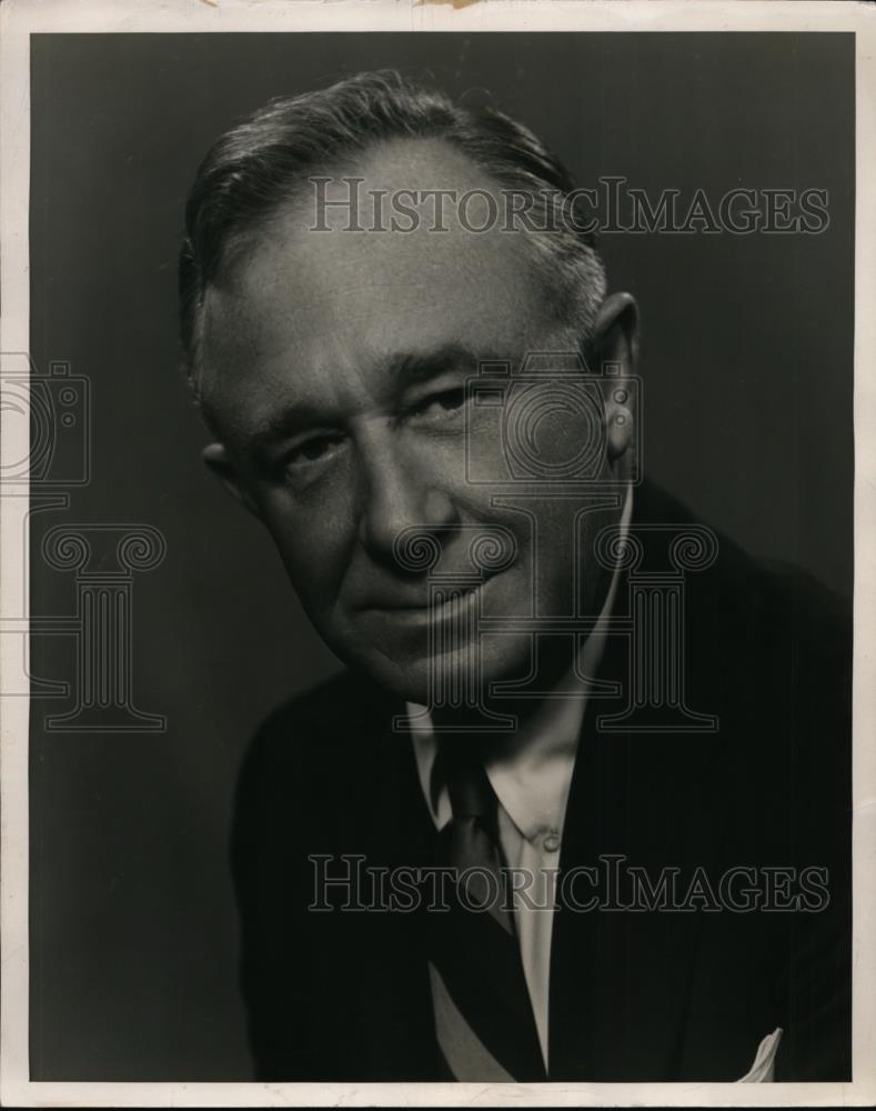 1956 Press Photo Donald W Hornbeck forman of Grand Jury in Cleveland Ohio - Historic Images