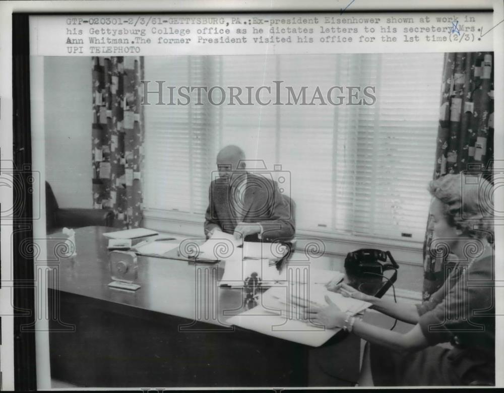 1961 Press Photo Former President Eisenhower at Gettysburg College office - Historic Images