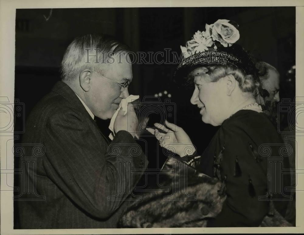 1939 Press Photo Mrs Warren Austin & Daniel O Hastings of Del at Washington DC - Historic Images