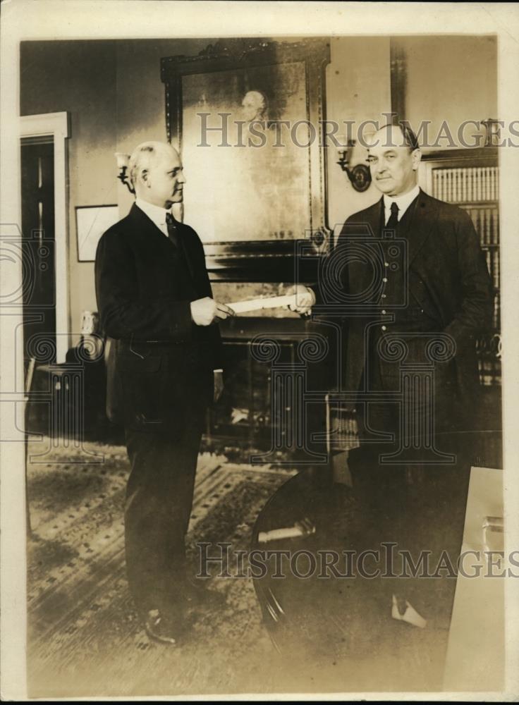 1920 Press Photo David Franklin Houston Sec of Treasury and W.M Williams - Historic Images