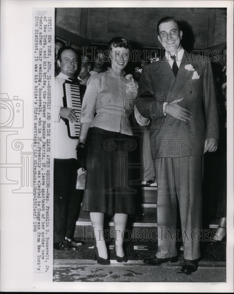 1949 Wire Photo Rep. Roosevelt, Jr. and his bride leave after their wedding - Historic Images