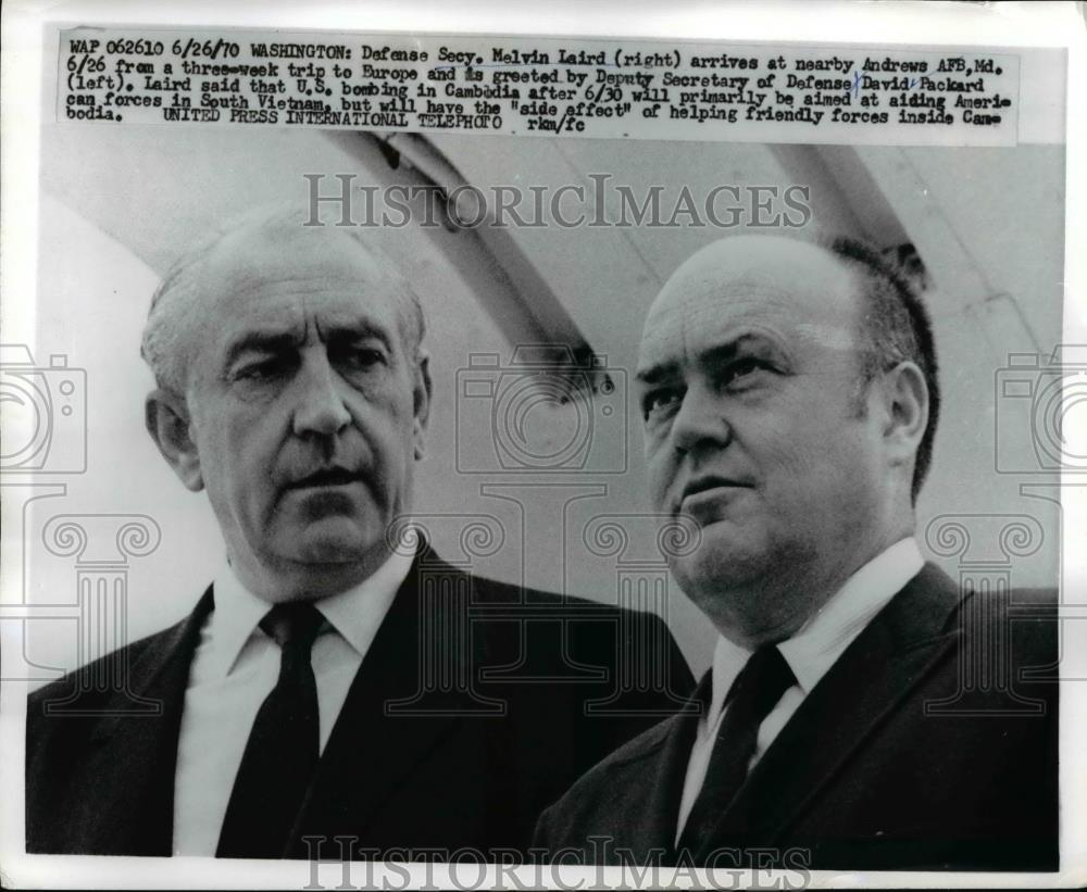 1970 Press Photo Melvin Laird, Defense Sec. and David Packard at Andrews AFB. - Historic Images