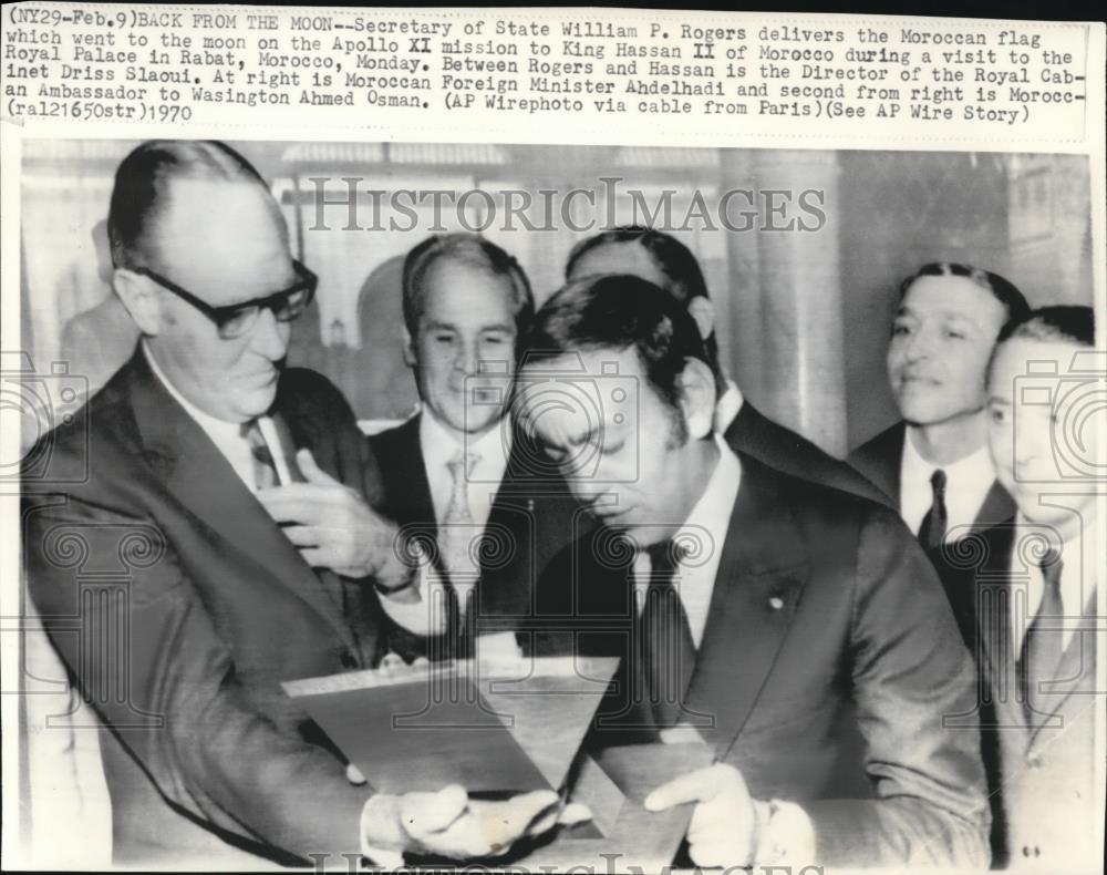 1970 Wire Photo Sec. of State William Rogers as he delivers the Moroccan flag - Historic Images