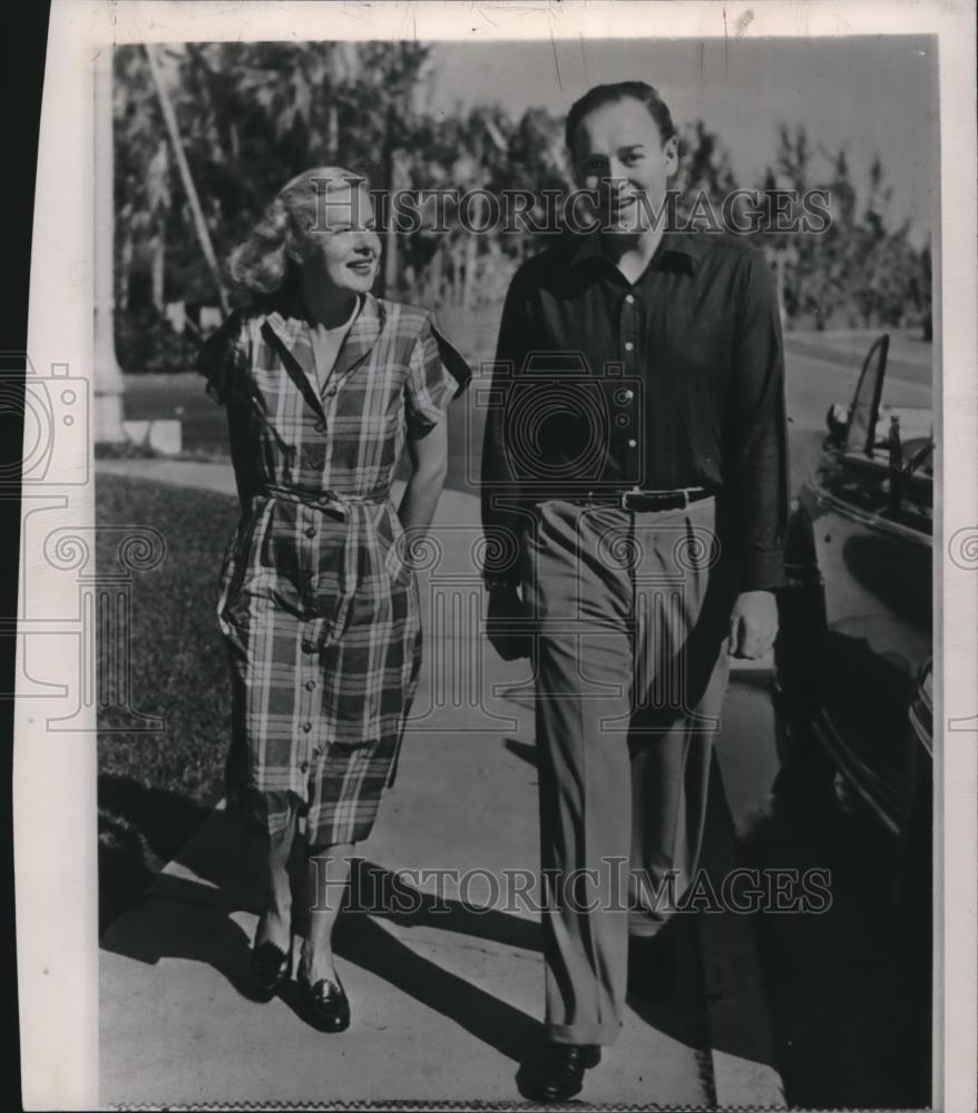 1948 Wire Photo Mr. and Mrs. Winthrop Rockefeller - cvw06548 - Historic Images