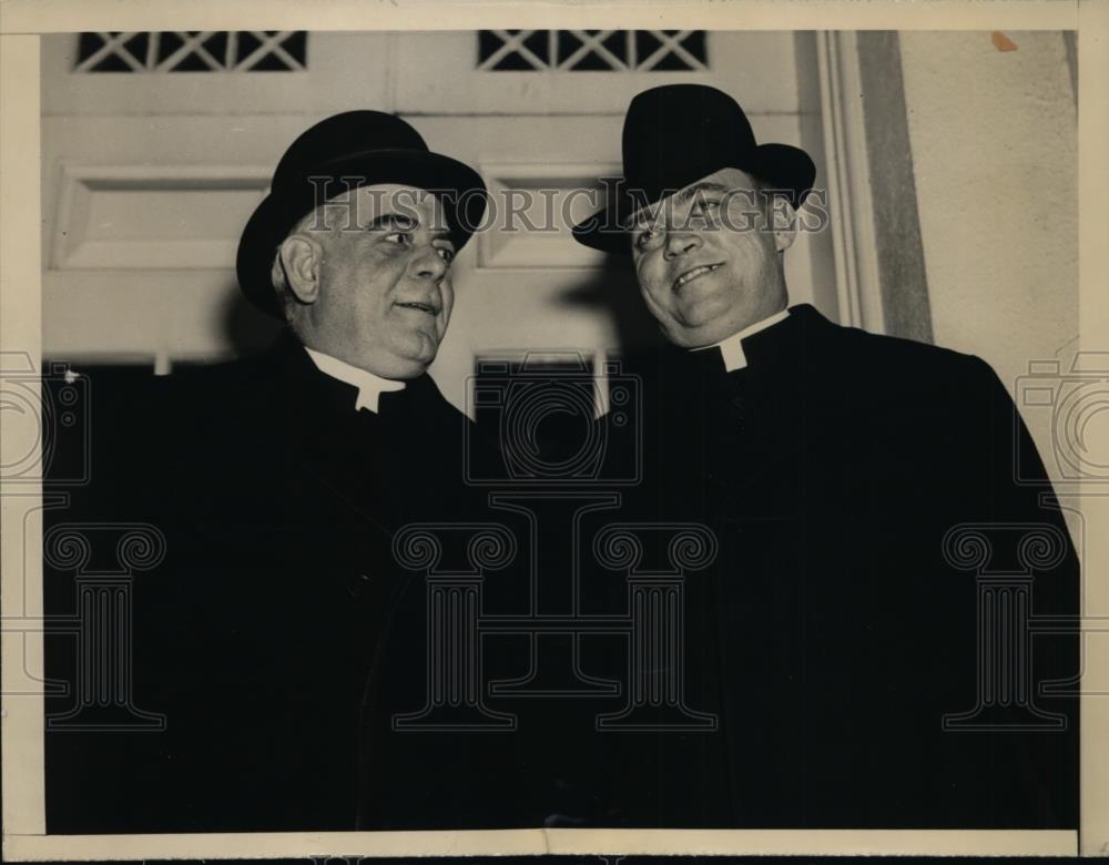 1938 Press Photo Rev.James H Ryan of Omaha and Rev.Maurice Sheehy at Whote House - Historic Images