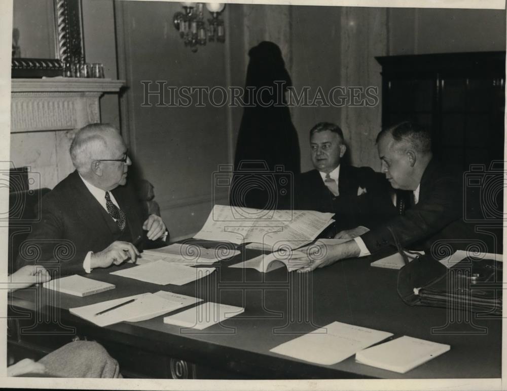 1933 Press Photo Joseph Eatman Commerce Commissioner, Senator James Cozens - Historic Images