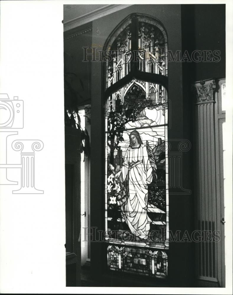 1982 Press Photo Tiffany Window History Museum - cva81148 - Historic Images