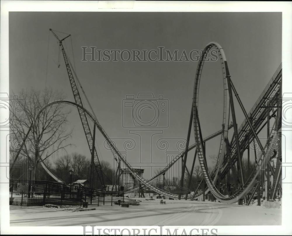 1996 Press Photo  The roller coaster ride - cva79805 - Historic Images
