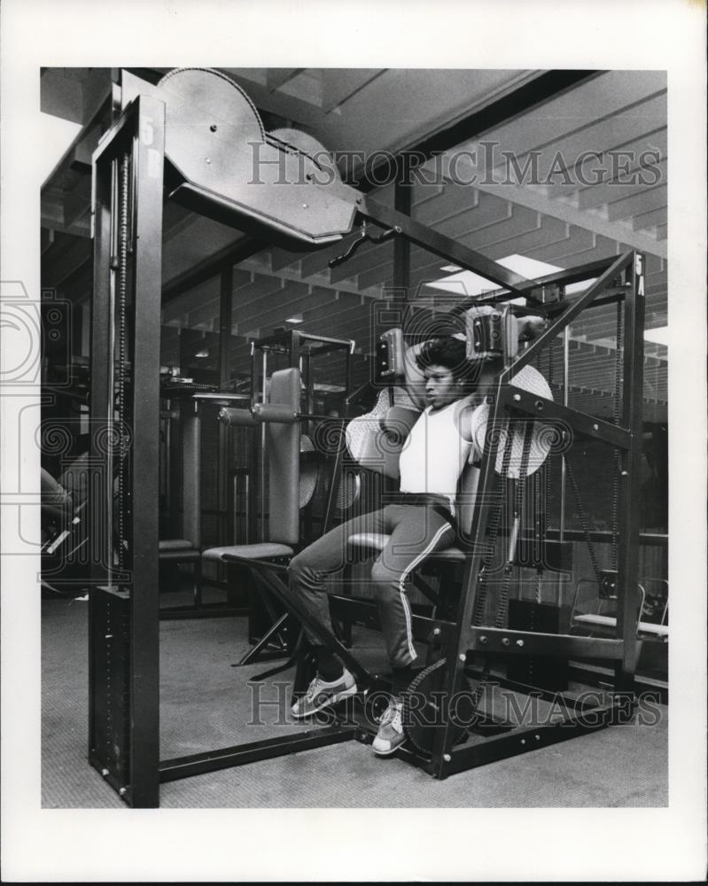 1977 Press Photo Cleveland Clinic Sports Medicine Center scene - cva92839 - Historic Images