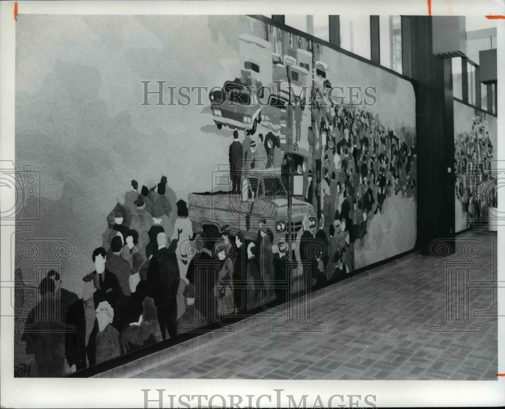 1976 Press Photo Carpet Mural on wall of Police Headquarter&#39;s Lobby - cva90177 - Historic Images