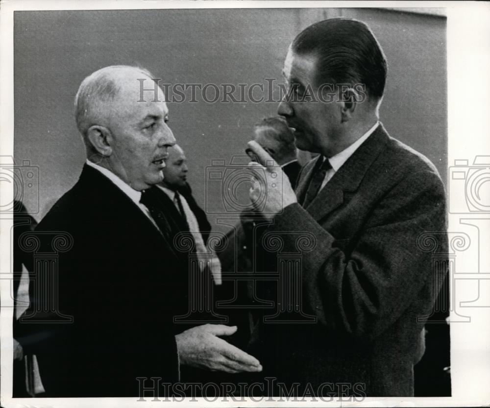 1969 Press Photo Gerhard Schroeder of West Germany &amp; Leo Cadieux of Canada - Historic Images