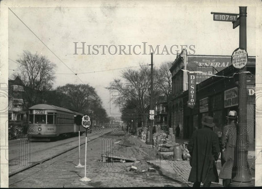 1934 Press Photo E.107th and Superior Ave. C.W.A. paving job now on project - Historic Images