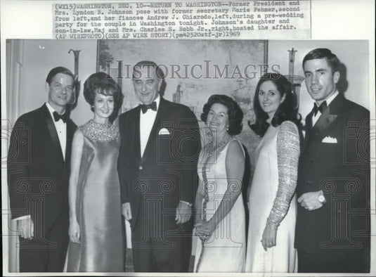 1969 Wire Photo Former Pres.& Mrs.Lyndon B.Johnson Pose with Sec.Marie Fehmer - Historic Images