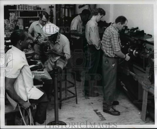 1975 Press Photo The non profit rehabilitation agency, Panta Rhei Inc. - Historic Images