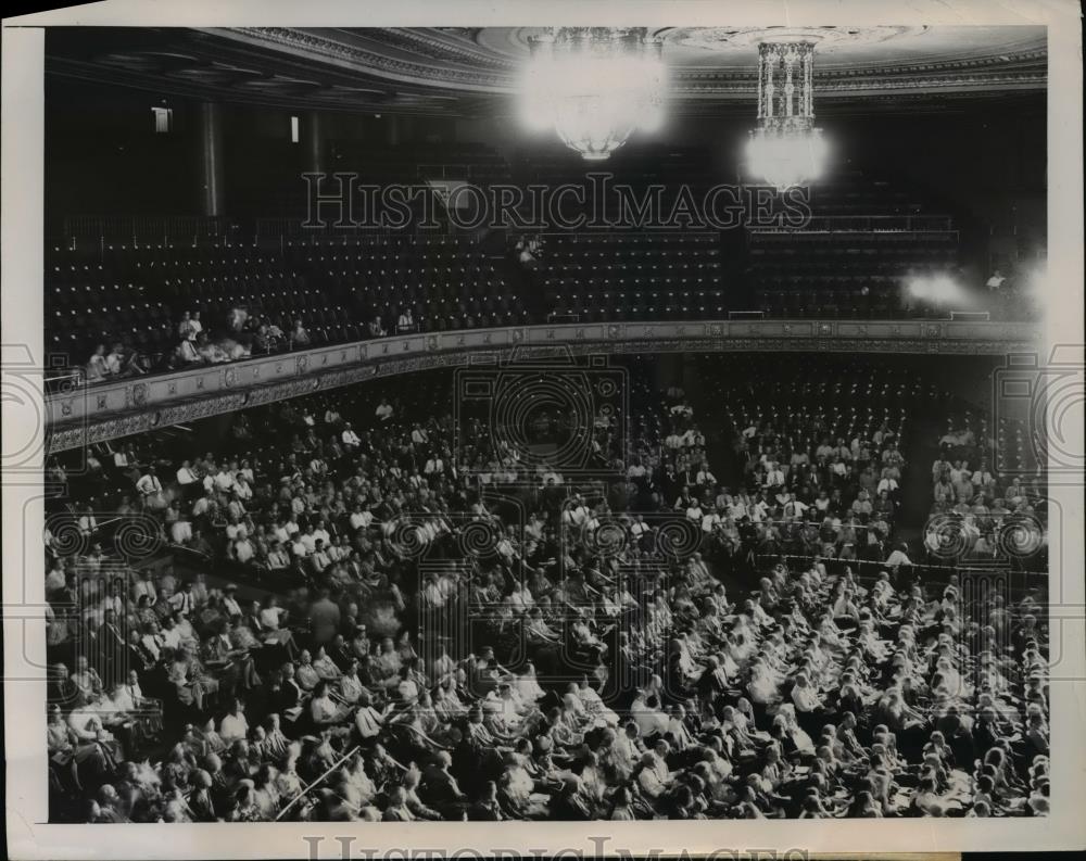 1948 Press Photo Ex MN Governor Harold Stassen at GOP campaign for office - Historic Images