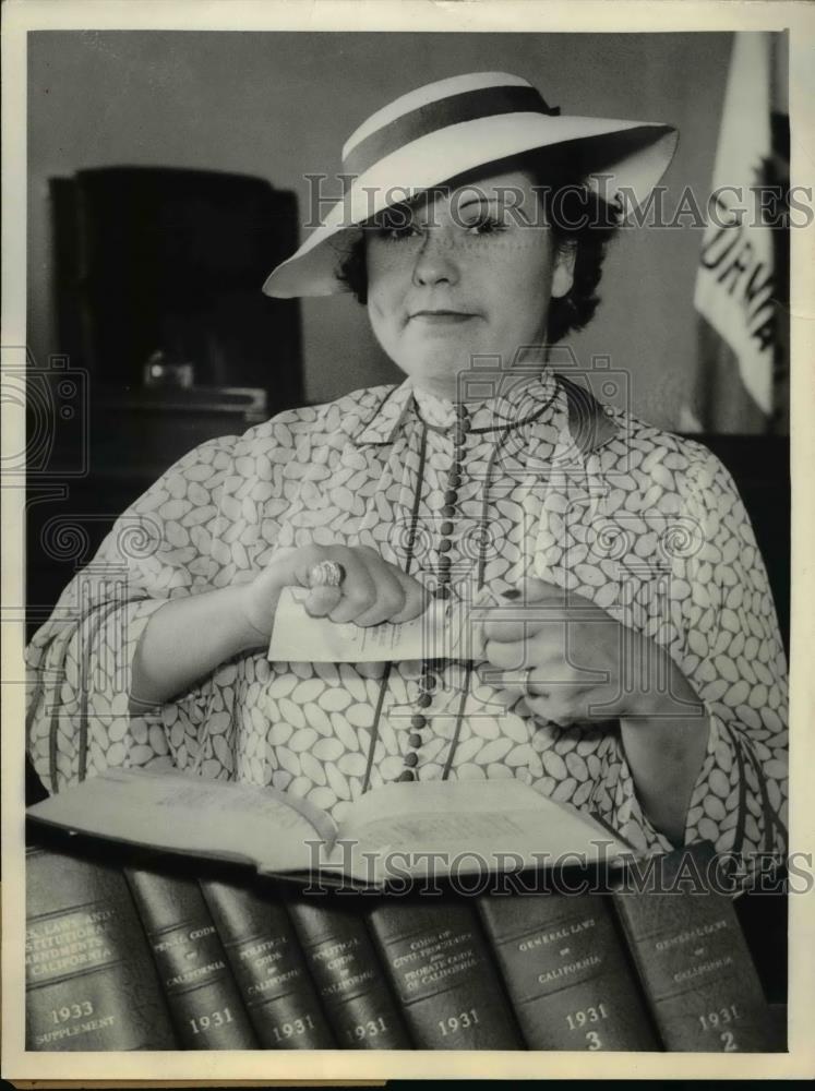 1935 Press Photo Mrs Leah Clampitt Sewell of Los Angeles California - nee85889 - Historic Images