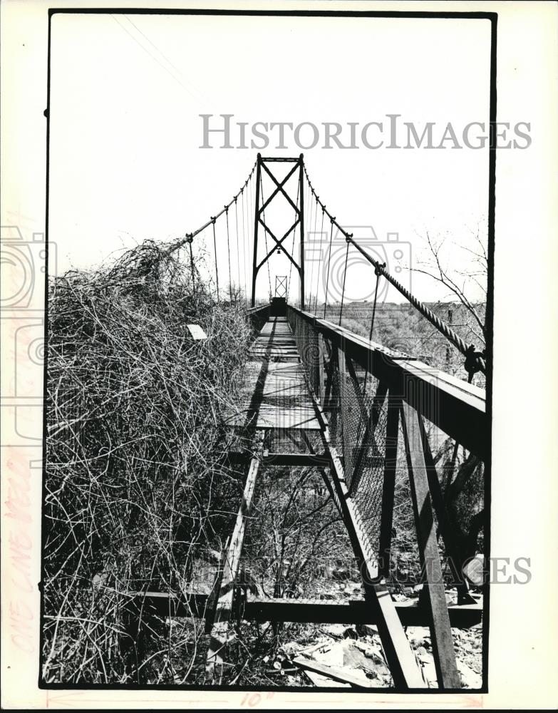 1979 Press Photo Sidaway bridge, shows torn up deck of the bridge - cva81344 - Historic Images