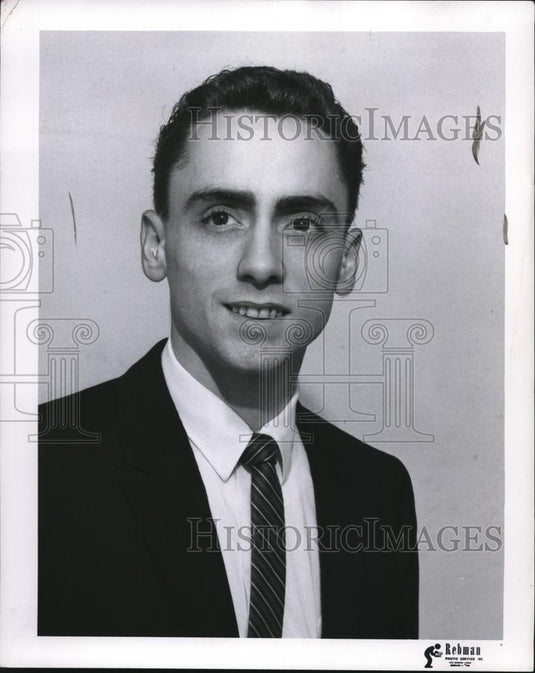 1959 Press Photo Sam Rini. Mgr. Pick-N-Pay - cva74630 - Historic Images
