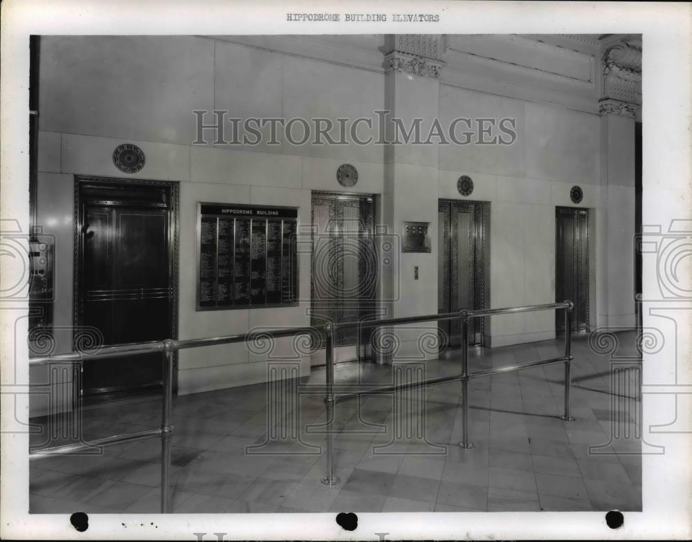 1991 Press Photo Interior of the Hippodrome building - cva97357 - Historic Images