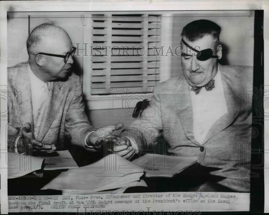 1956 Press Photo President Eisenhower & Budget Director Howland Hughes - Historic Images