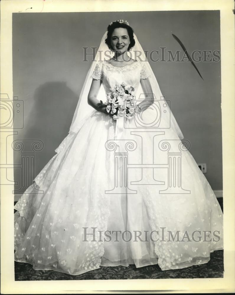 1956 Press Photo Mrs George B. Prozan in her wedding gown - cva83122 - Historic Images