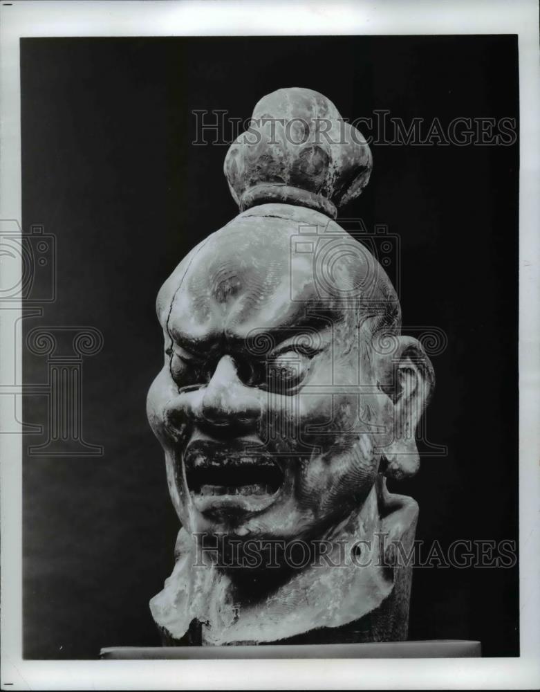 1970 Press Photo Wood sculpture of Head of Ni-O - cva97963 - Historic Images