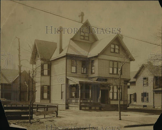Press Photo Maternity Hospital - cva90479 - Historic Images