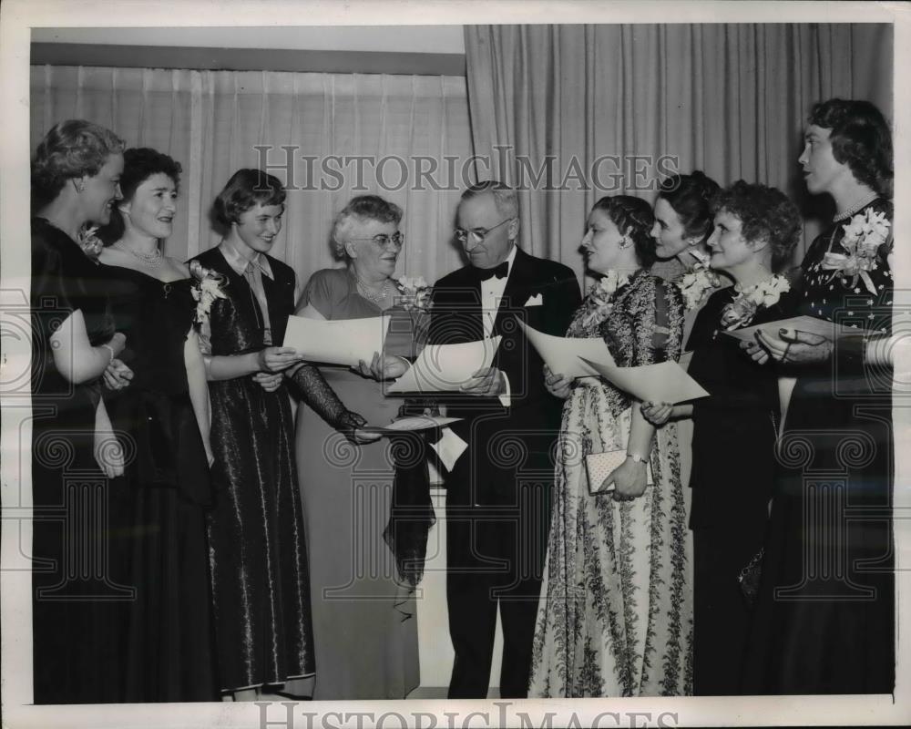 1948 Press Photo President Truman &amp; Women&#39;s National Press Club - nee84149 - Historic Images