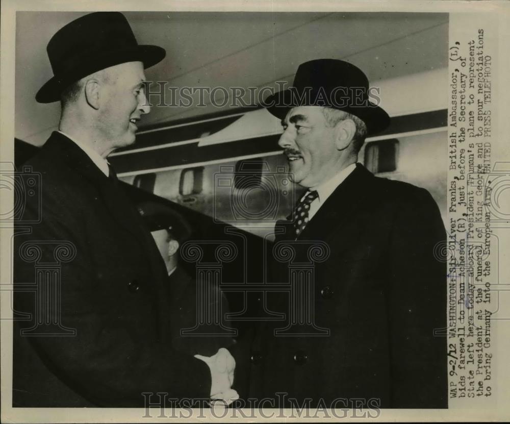 1952 Press Photo Sir Oliver Franks, British Ambassador farewell to Dean Acheson - Historic Images