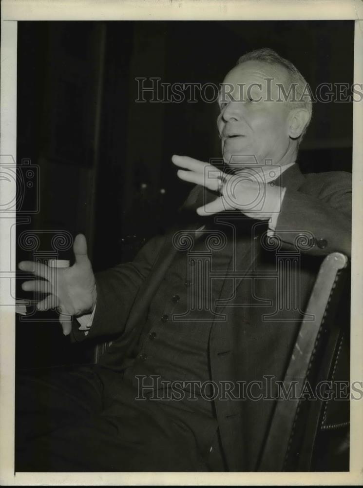 1943 Press Photo R/Adm. Emory S.Land at Senate Small Business Committee - Historic Images