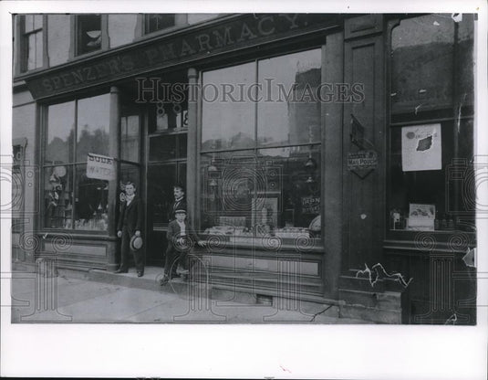 1968 Press Photo Spenzer's Pharmacy - cva87400 - Historic Images