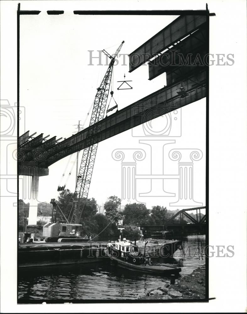 1988 Press Photo I-490 bridge construction over the Cuyahoga River - cva81366 - Historic Images
