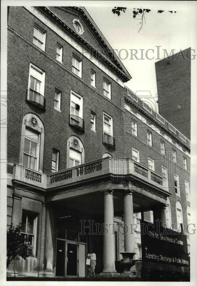 1983 Press Photo Mt. Sinai Hospital - cva91665 - Historic Images