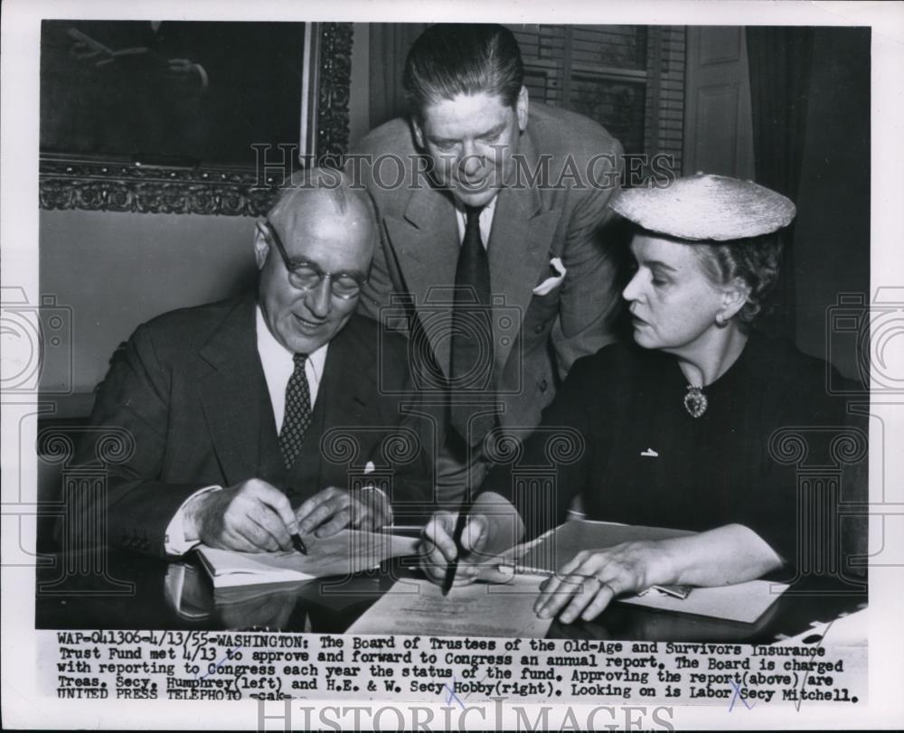 1955 Press Photo HE & W Secretary Hobby, Treasury Secretary Humphrey - nee88237 - Historic Images