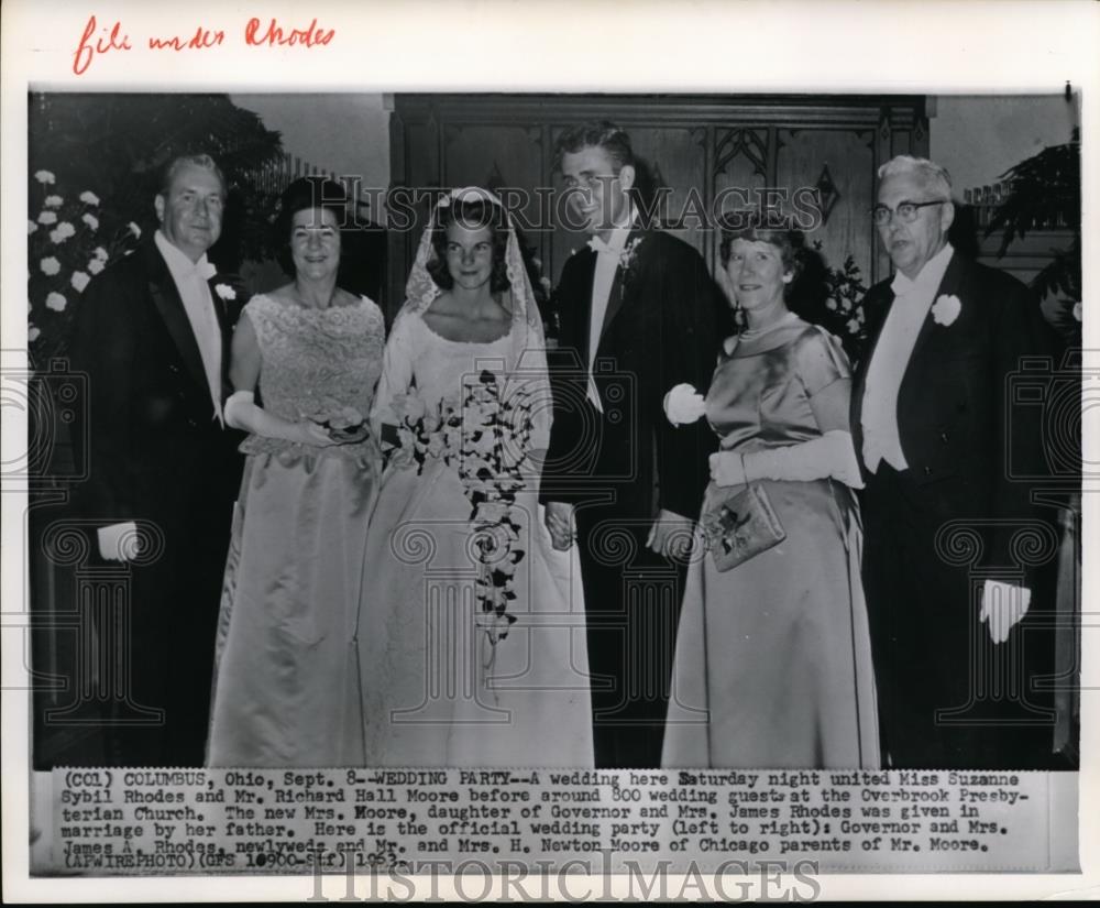 1963 Wire Photo Suzanne Rhodes&amp;Moore&#39;s wedding at Overbrook Presbytarian Church - Historic Images