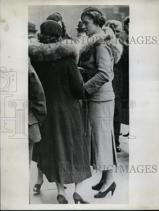1935 Press Photo Lady Louise Montagu sister of Lord Edward Montagu - nee87263 - Historic Images