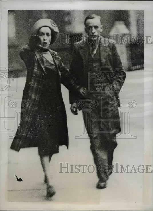 1939 Press Photo William Brand & sister he was arrested in Perth Scotland - Historic Images
