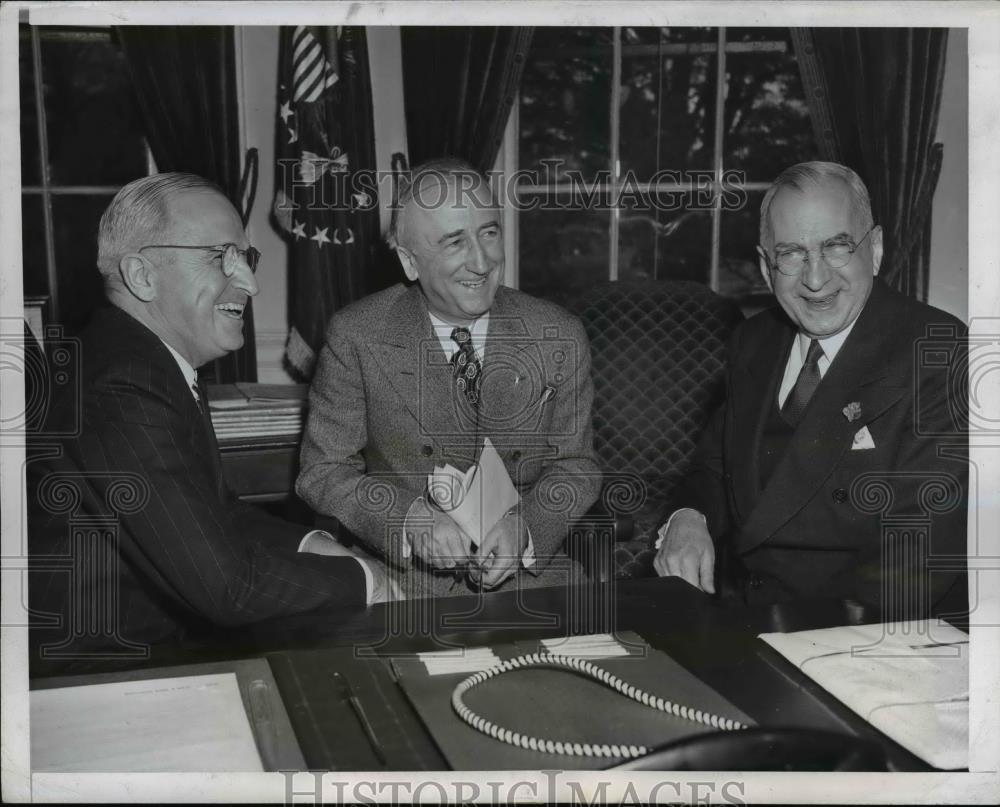 1946 Press Photo President Truman, George Messersmith Ambassador to Argentina - Historic Images