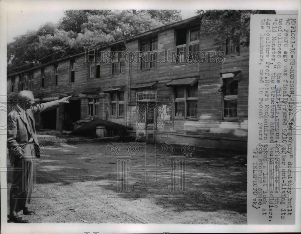 1958 Press Photo Temporary Dormitory built on Univ. of Wisconsin Campus. - Historic Images