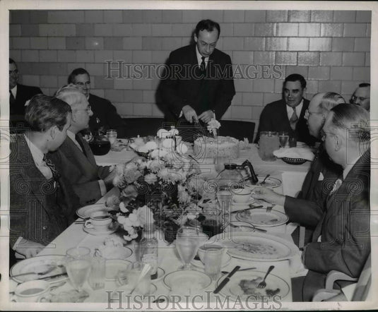 1946 Press Photo Edgar Kaiser At A Birthday Party - nee85329 - Historic Images