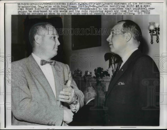 1960 Press Photo Robert Sarno NBC chairman of board, Rep Thomas Curtis in DC - Historic Images