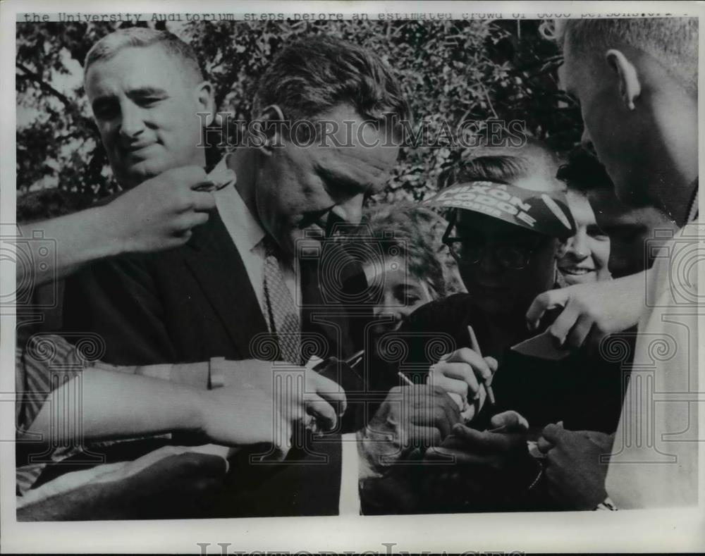 1960 Press Photo Henry Cabot Lodge in Vice Presidential campaign - nee86378 - Historic Images