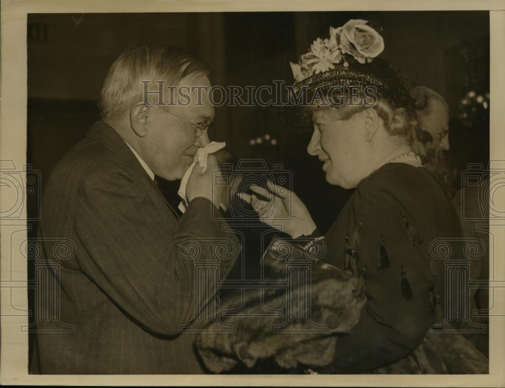 1939 Press Photo Former Senator Daniel Hastings &amp; Mrs Warren Austin of VT - Historic Images